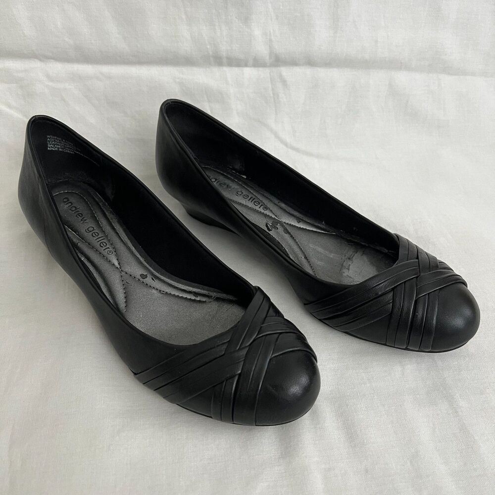 Andrew Geller Women's Black Leather Upper Slip-on Wedges Shoes – 6.5